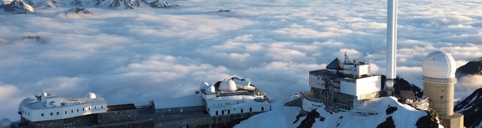 Vue du pic du Midi et son Observatoire