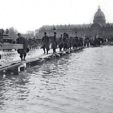 Paris lors de la crue de la Seine de 1910